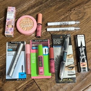Makeup Bundle with Highlighter and Mascara